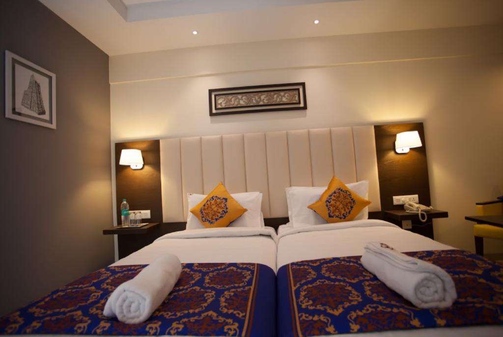 Ganpat Grand Hotell Palni Eksteriør bilde